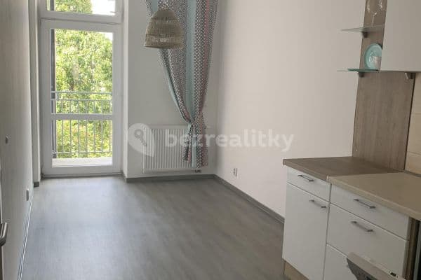 Pronájem bytu 2+1 55 m², Barrandova, Plzeň, Plzeňský kraj Pronájem bytu 2+1 55 m², Barrandova, Plzeň, Plzeňský kraj