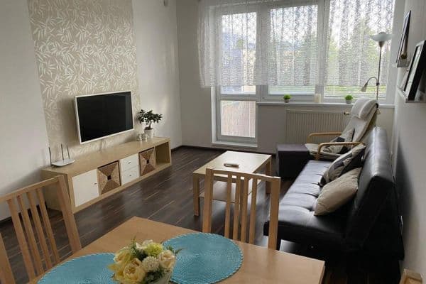 Pronájem bytu 2+kk 51 m², U Hostavického potoka, Pronájem bytu 2+kk 51 m², U Hostavického potoka,