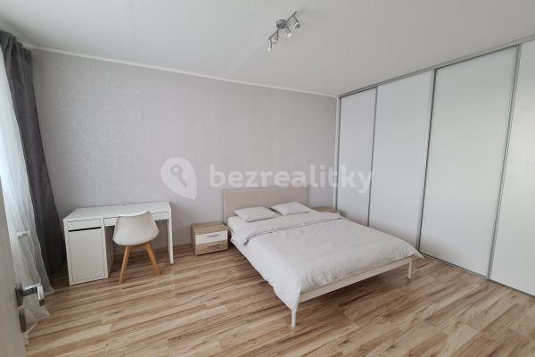 Pronájem bytu 2+1 55 m², Petržalka, Bratislavský kraj