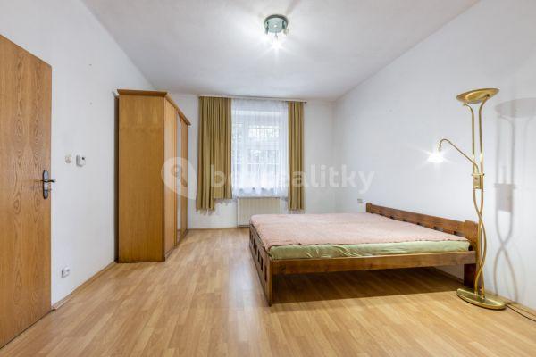 Prodej bytu 2+1 65 m², Vrchlického, Karlovy Vary