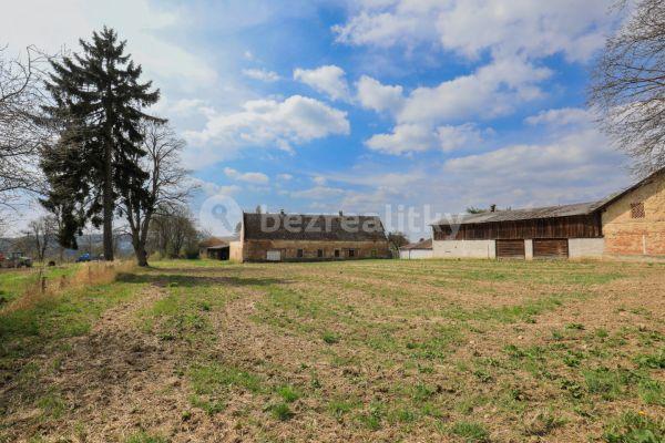 Prodej pozemku 2.336 m², Bezvěrov