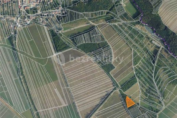 Prodej pozemku 2.314 m², Lipov