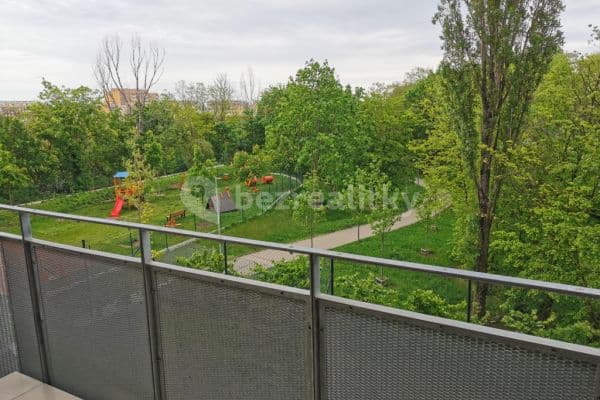 Pronájem bytu 2+kk 63 m², Zvěřinova, Praha Pronájem bytu 2+kk 63 m², Zvěřinova, Praha