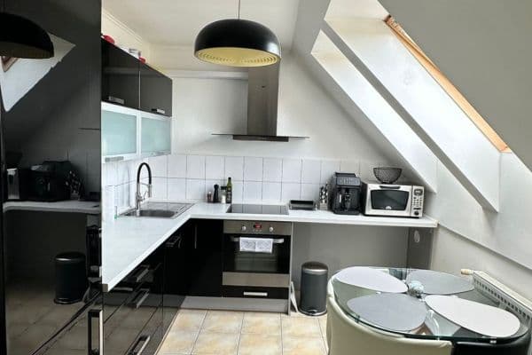 Pronájem bytu 1+1 52 m², U Školky, Nupaky Pronájem bytu 1+1 52 m², U Školky, Nupaky