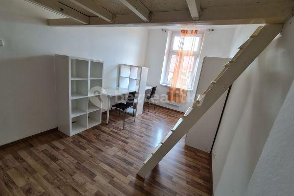 Pronájem bytu 2+kk 30 m², Pod Kavalírkou, Praha, Praha