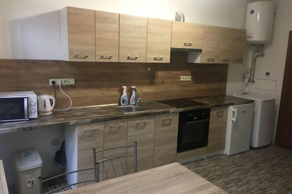 Pronájem bytu 1+kk 35 m², Želeč, Olomoucký kraj Pronájem bytu 1+kk 35 m², Želeč, Olomoucký kraj