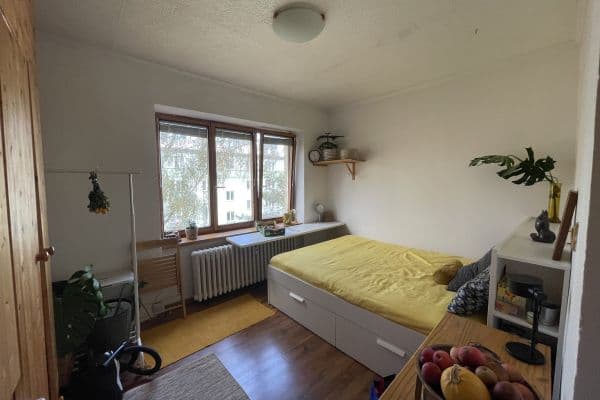 Pronájem bytu Garsoniéra 19 m², Počátecká, Praha Pronájem bytu Garsoniéra 19 m², Počátecká, Praha