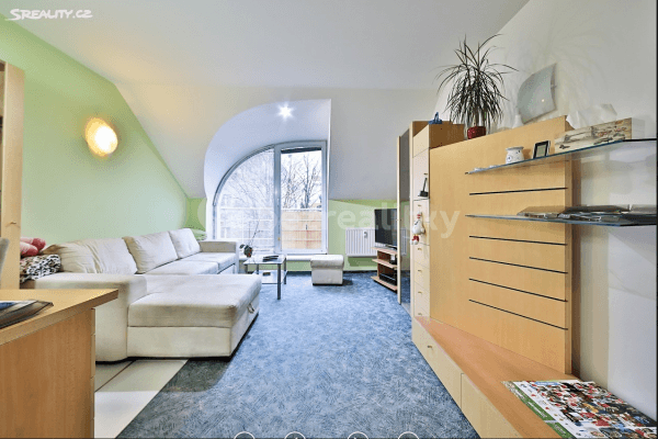 Pronájem bytu 2+kk 58 m², Tvrdého, Praha Pronájem bytu 2+kk 58 m², Tvrdého, Praha