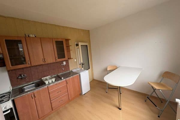 Pronájem bytu 1+1 40 m², Palachova, Hradec Králové Pronájem bytu 1+1 40 m², Palachova, Hradec Králové