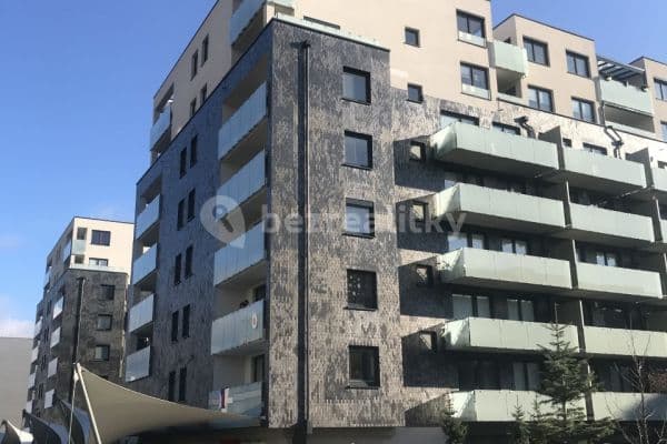 Pronájem bytu 1+kk 35 m², náměstí Junkových, Praha Pronájem bytu 1+kk 35 m², náměstí Junkových, Praha