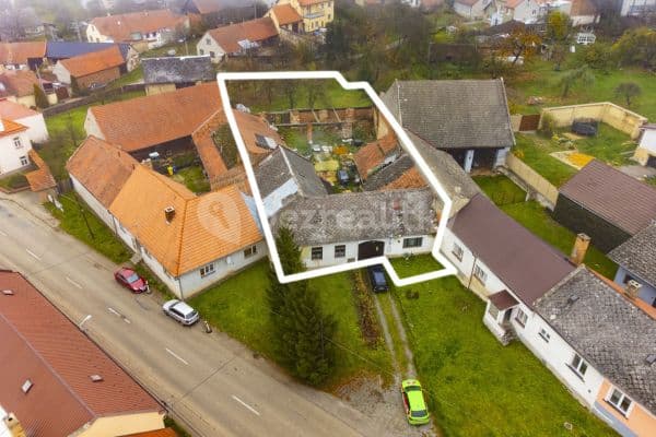 Prodej domu 100 m², pozemek 2.094 m², Uhřice
