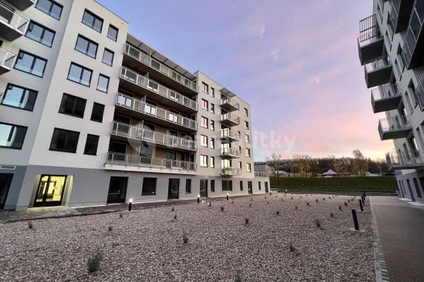 Pronájem bytu 2+kk 57 m², Čerpadlová, Praha Pronájem bytu 2+kk 57 m², Čerpadlová, Praha