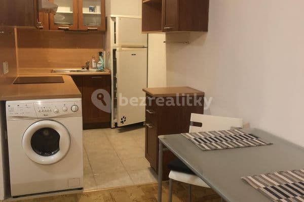 Pronájem bytu Garsoniéra 36 m², Čenětická, Praha Pronájem bytu Garsoniéra 36 m², Čenětická, Praha