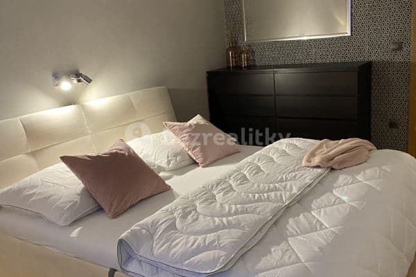 Pronájem bytu 2+kk 60 m², Kovanecká, Praha, Praha Pronájem bytu 2+kk 60 m², Kovanecká, Praha, Praha
