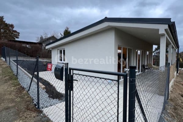 Pronájem domu 80 m², pozemek 100 m², Mokrovraty Pronájem domu 80 m², pozemek 100 m², Mokrovraty