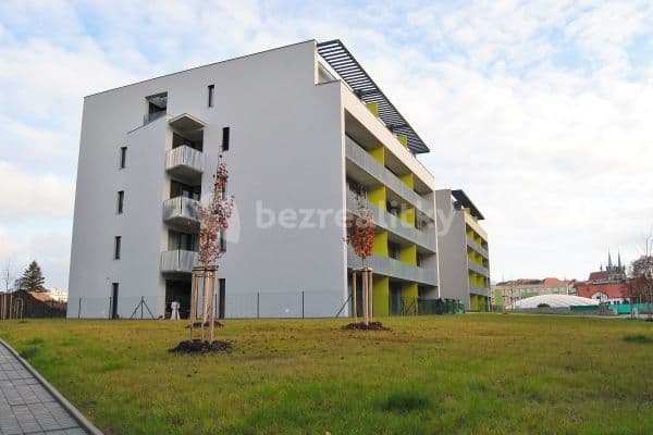 Pronájem bytu 3+kk 70 m², V Hliníkách, Chrudim Pronájem bytu 3+kk 70 m², V Hliníkách, Chrudim