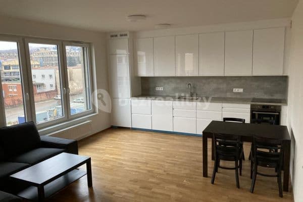 Pronájem bytu 2+kk 56 m², Kolbenova, Praha Pronájem bytu 2+kk 56 m², Kolbenova, Praha