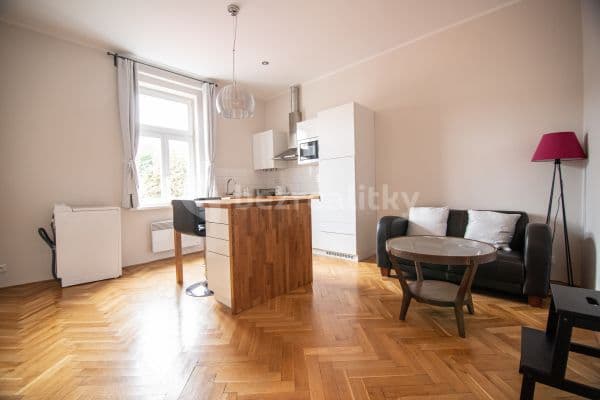 Pronájem bytu 2+kk 40 m², Letohradská, Praha, Praha