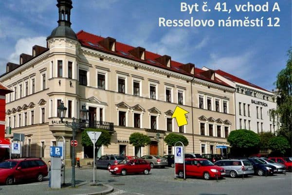 Pronájem bytu 2+kk 36 m², Resselovo náměstí, Chrudim Pronájem bytu 2+kk 36 m², Resselovo náměstí, Chrudim