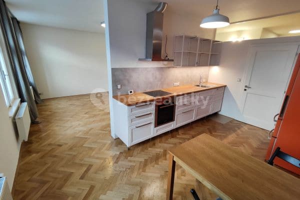 Pronájem bytu 2+1 68 m², Koněvova, Praha Pronájem bytu 2+1 68 m², Koněvova, Praha