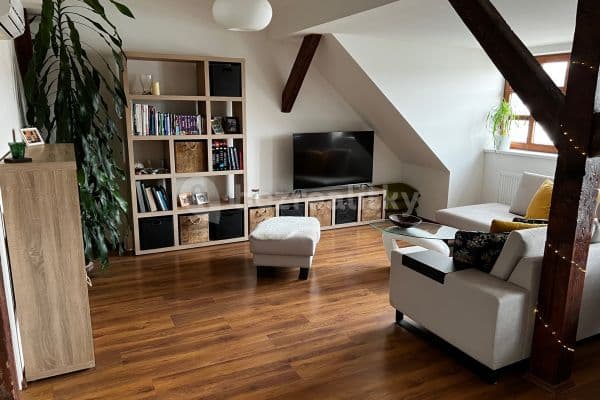 Pronájem bytu 3+kk 80 m², Kovářská, Praha Pronájem bytu 3+kk 80 m², Kovářská, Praha