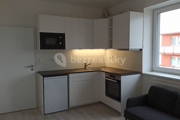 Pronájem bytu 2+kk 36 m², Maru Špačkové, Rakovník Pronájem bytu 2+kk 36 m², Maru Špačkové, Rakovník