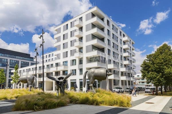 Pronájem bytu 4+kk 107 m², Walterovo náměstí, Prague Pronájem bytu 4+kk 107 m², Walterovo náměstí, Prague