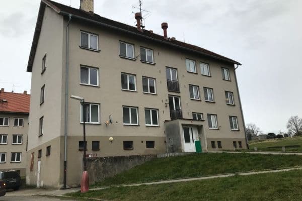 Prodej bytu 2+1 60 m², Chvalovice Prodej bytu 2+1 60 m², Chvalovice