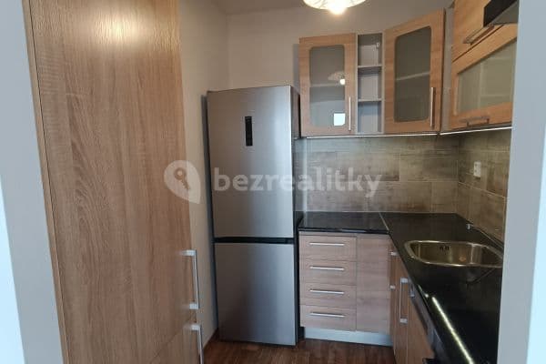 Pronájem bytu 2+kk 43 m², Famfulíkova, Praha Pronájem bytu 2+kk 43 m², Famfulíkova, Praha