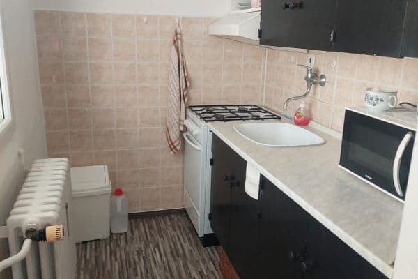 Pronájem bytu 1+1 34 m², Vodárenská, Kladno Pronájem bytu 1+1 34 m², Vodárenská, Kladno