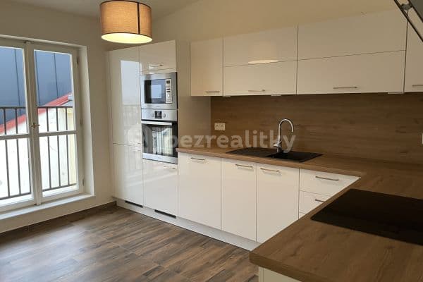 Pronájem bytu 3+1 90 m², Norská, Praha Pronájem bytu 3+1 90 m², Norská, Praha