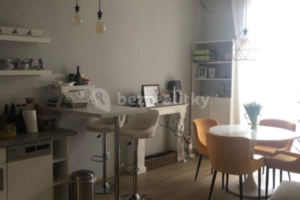 Pronájem bytu 2+kk 45 m², Lyčkovo náměstí, Praha Pronájem bytu 2+kk 45 m², Lyčkovo náměstí, Praha