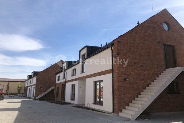 Pronájem bytu 2+kk 55 m², Karla IV., Vysoký Újezd Pronájem bytu 2+kk 55 m², Karla IV., Vysoký Újezd