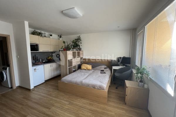Pronájem bytu 1+kk 35 m², Švermova, Brno, Jihomoravský kraj