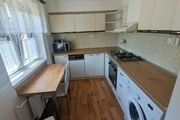 Pronájem bytu 2+1 36 m², Želivského, Jablonec nad Nisou Pronájem bytu 2+1 36 m², Želivského, Jablonec nad Nisou