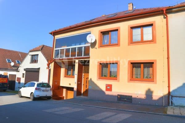 Prodej domu 371 m², pozemek 196 m², Četaře Duška, 