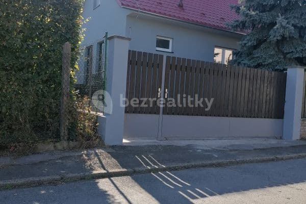 Pronájem bytu 2+kk 44 m², Třešňová, Praha Pronájem bytu 2+kk 44 m², Třešňová, Praha