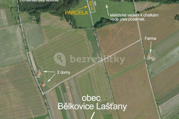 Prodej pozemku 1.900 m², Bělkovice-Lašťany