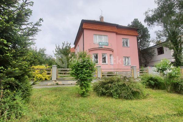 Prodej domu 380 m², pozemek 490 m², Rozvodova, Hlavní město Praha