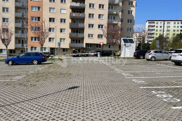 Pronájem garáže 15 m², Sedláčkova, Brno Pronájem garáže 15 m², Sedláčkova, Brno