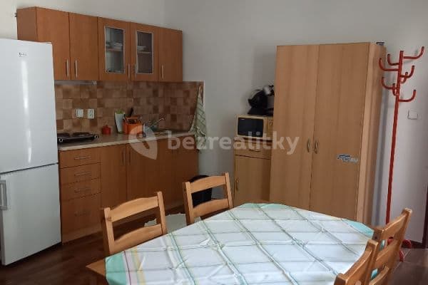 Pronájem bytu 1+kk 38 m², Do Klecánek, Klecany Pronájem bytu 1+kk 38 m², Do Klecánek, Klecany