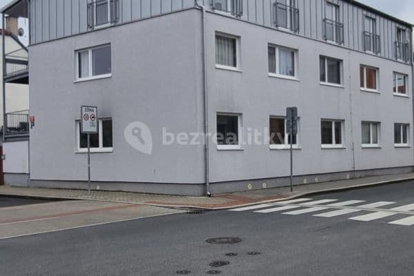 Pronájem bytu 1+kk 35 m², Na Bendovce, Praha