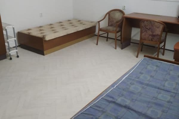 Pronájem bytu Garsoniéra 35 m², Bělohorská, Praha Pronájem bytu Garsoniéra 35 m², Bělohorská, Praha