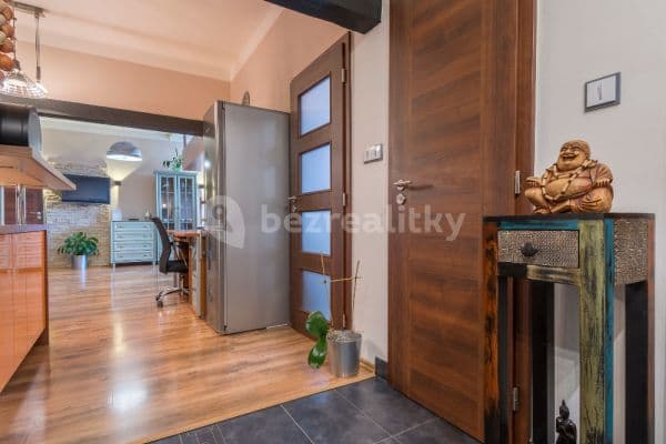 Pronájem bytu 2+kk 55 m², Ruská, Praha Pronájem bytu 2+kk 55 m², Ruská, Praha