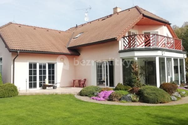 Pronájem domu 350 m², pozemek 1.250 m², Pětihosty Pronájem domu 350 m², pozemek 1.250 m², Pětihosty