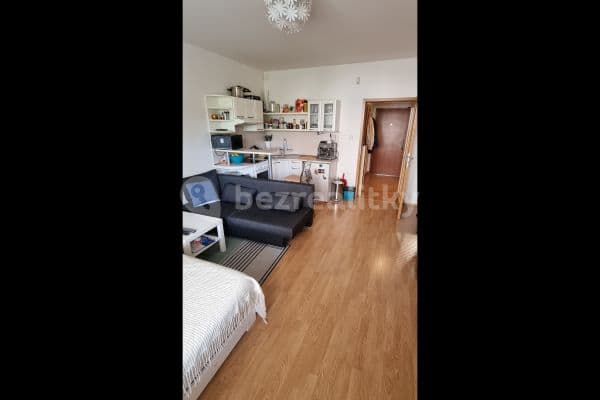 Pronájem bytu 1+kk 29 m², Mikanova, Praha Pronájem bytu 1+kk 29 m², Mikanova, Praha