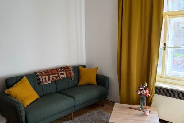 Pronájem bytu 2+kk 50 m², Žerotínova, Hlavní město Praha Pronájem bytu 2+kk 50 m², Žerotínova, Hlavní město Praha