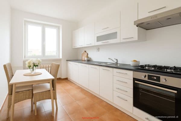 Pronájem bytu 2+1 52 m², 17. listopadu, Pronájem bytu 2+1 52 m², 17. listopadu,