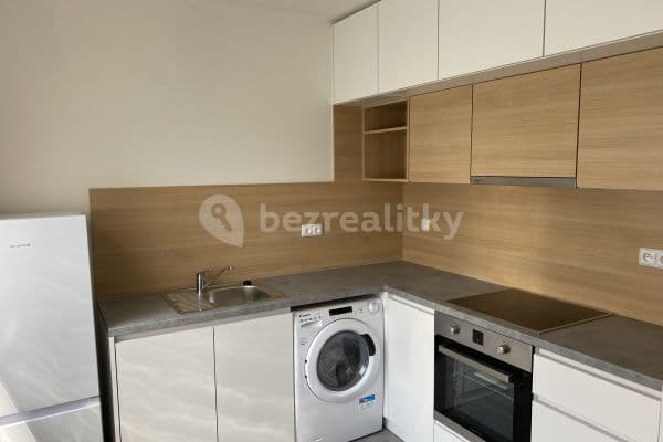 Pronájem bytu 1+1 35 m², Králova, Tišnov Pronájem bytu 1+1 35 m², Králova, Tišnov