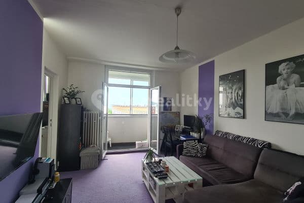 Pronájem bytu 1+1 30 m², Halasovo náměstí, Brno Pronájem bytu 1+1 30 m², Halasovo náměstí, Brno